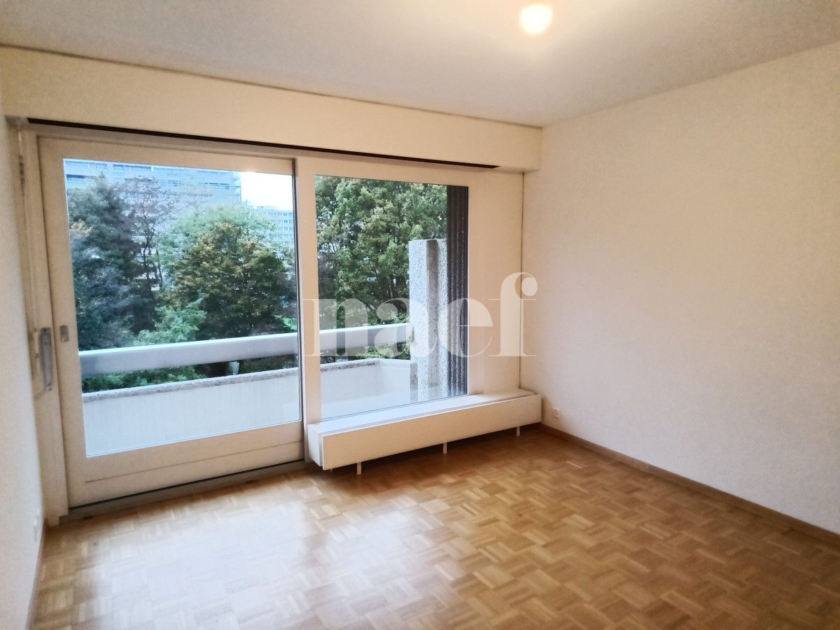 À louer : Appartement 5.5 Pieces Genève - Ref : 202112.3001 | Naef Immobilier