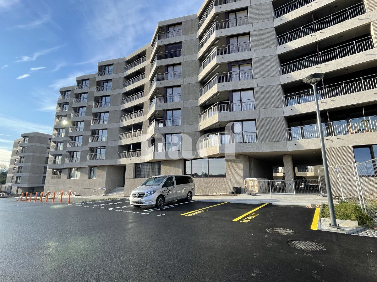 À louer : Parking couvert Nyon - Ref : 205821.62251 | Naef Immobilier