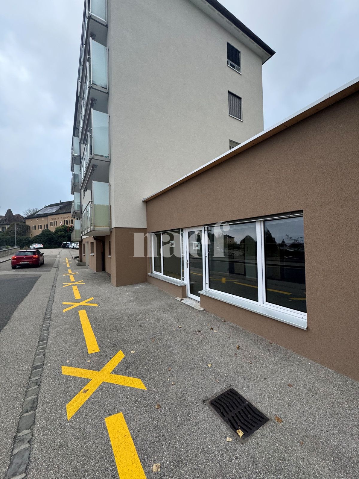 À louer : Surface Commerciale Arcade St-Aubin NE - Ref : 219557.1 | Naef Immobilier