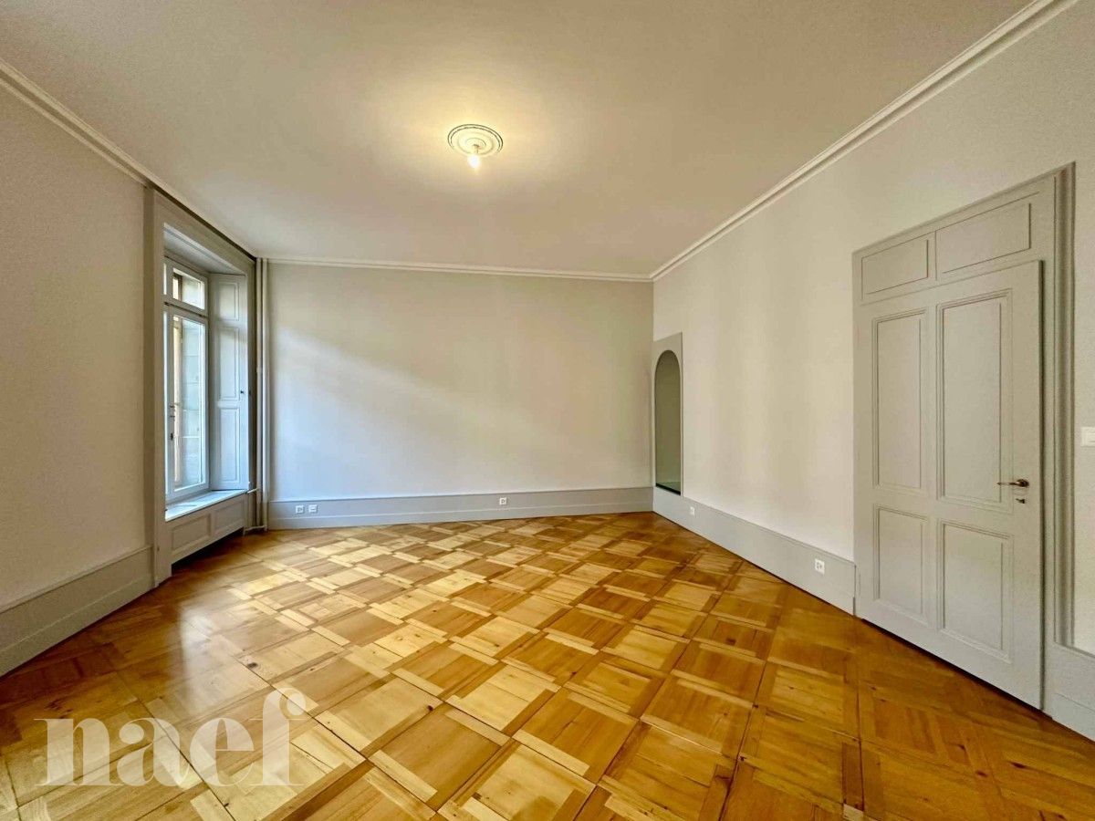 À louer : Appartement 6 Pieces Genève - Ref : 4FWpamNX7aQFRU1M | Naef Immobilier