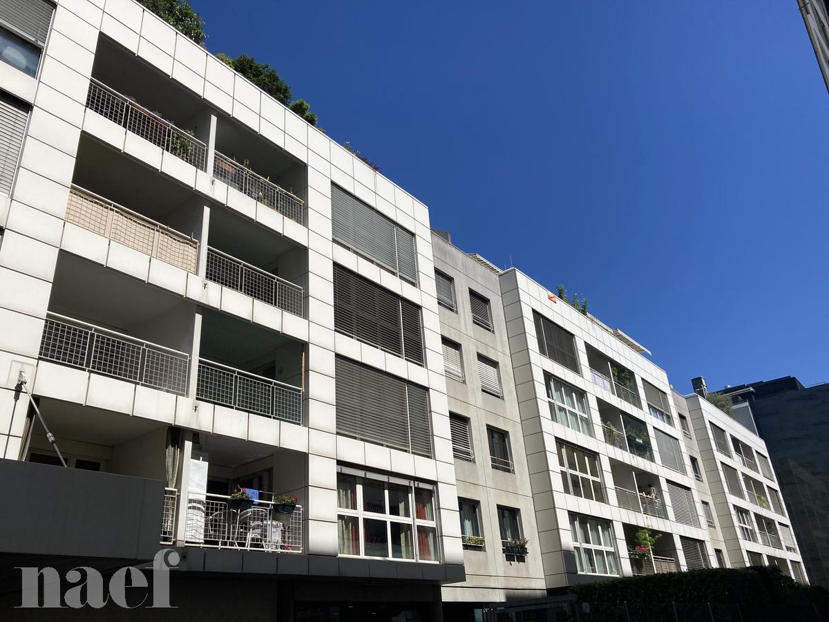 À louer : Parking couvert Genève - Ref : 7pCg7EIY | Naef Immobilier