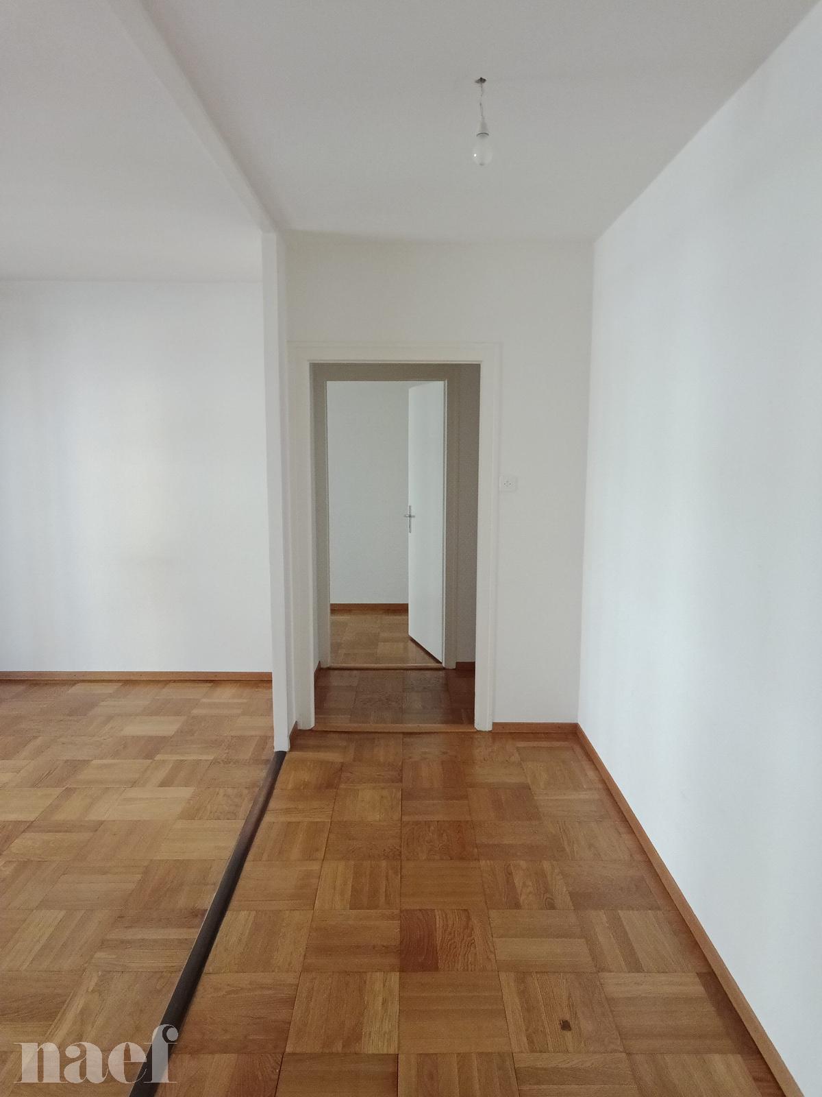 À louer : Appartement 4 Pieces Genève - Ref : IZxV8NJB | Naef Immobilier