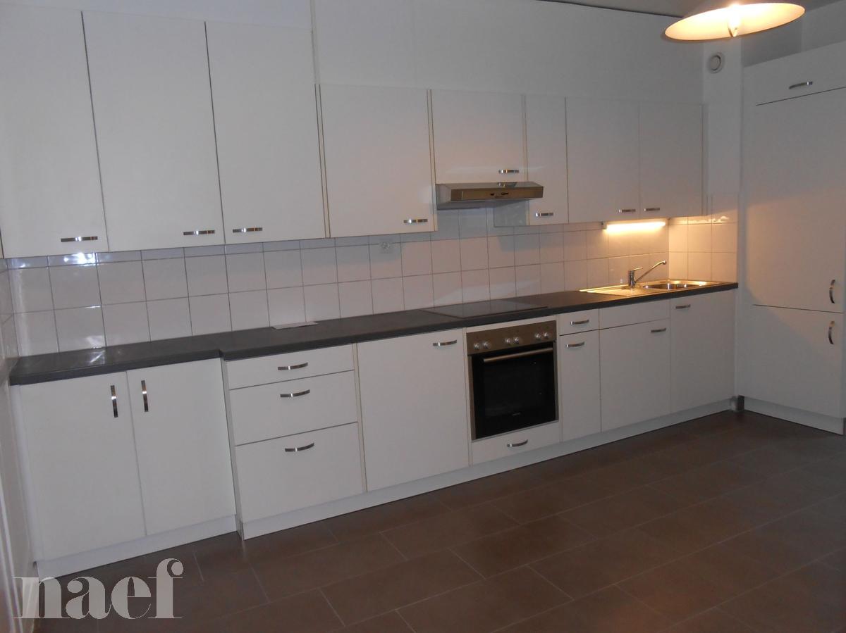 À louer : Appartement 5 Pieces Carouge - Ref : aWSNUEOy | Naef Immobilier