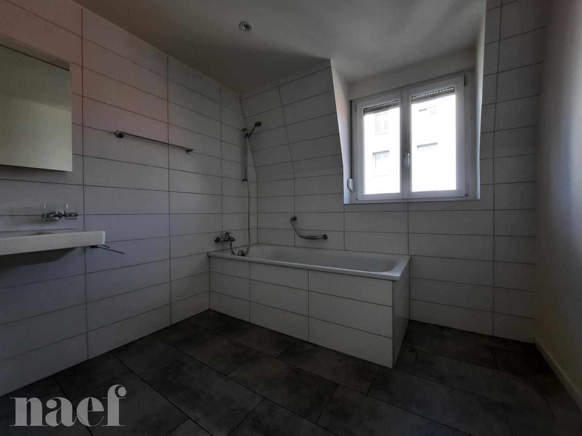 À louer : Appartement 3.5 Pieces La Chaux-de-Fonds - Ref : ldBAO6ui | Naef Immobilier