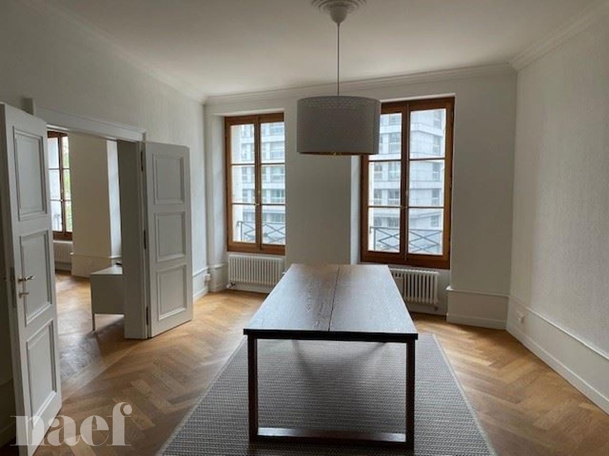 À louer : Appartement 5 Pieces Genève - Ref : mzOZ7dKG | Naef Immobilier