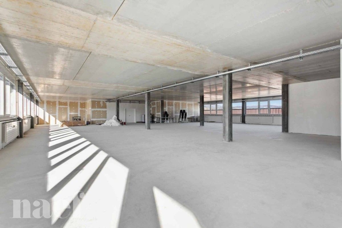 À louer : Surface Commerciale Atelier Bevaix - Ref : r187qmK4OAG7yP76 | Naef Immobilier