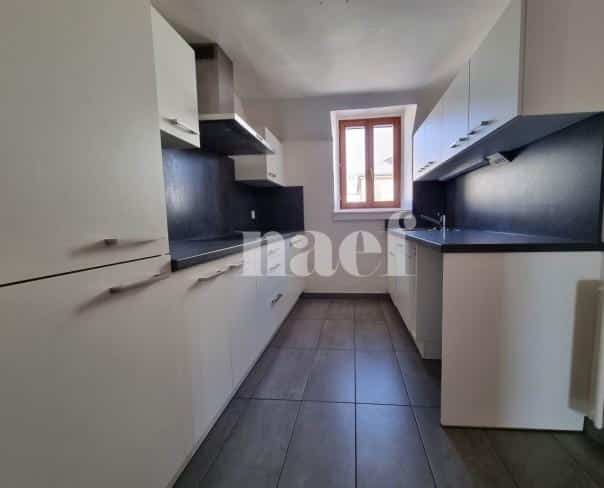 À louer : Appartement 4.5 Pieces La Chaux-de-Fonds - Ref : 276166.3001 | Naef Immobilier