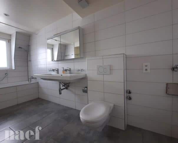 À louer : Appartement 3.5 Pieces La Chaux-de-Fonds - Ref : 6XdFhrNp | Naef Immobilier