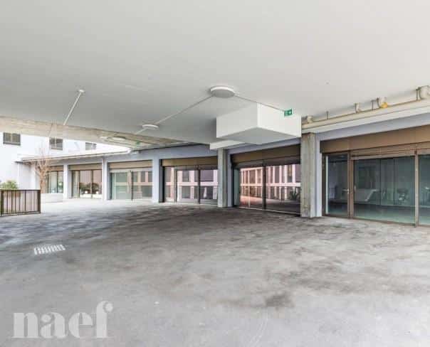 À louer : Surface Commerciale Arcade Prilly - Ref : 7FVm7l7d | Naef Immobilier