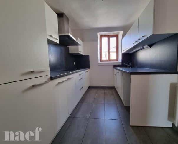 À louer : Appartement 5 Pieces La Chaux-de-Fonds - Ref : A8JkZmYI | Naef Immobilier