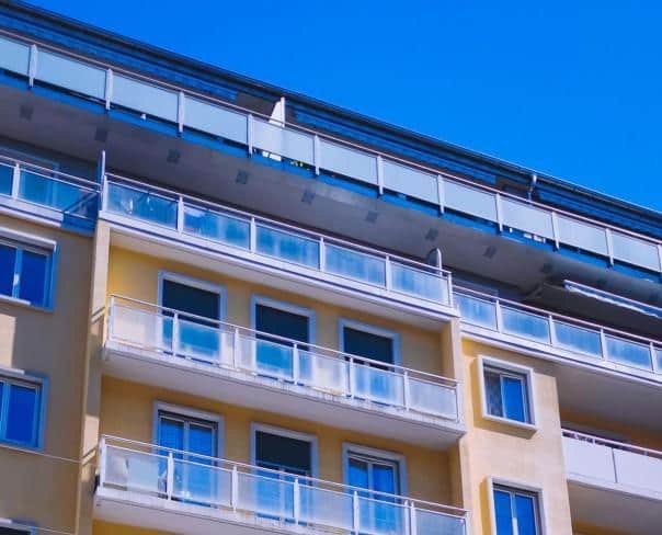 À louer : Appartement 4 Pieces Genève - Ref : IZxV8NJB | Naef Immobilier
